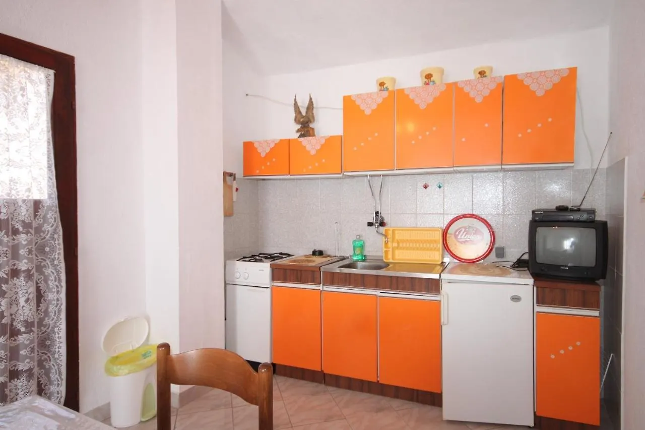 Apartments With Wifi Stivan, Cres - 382